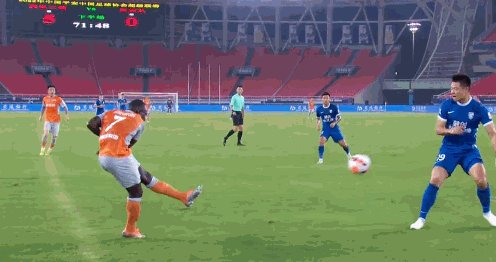斗球直播-【中超】马尔康双响戴维森1射2传 三镇5比1十人深圳